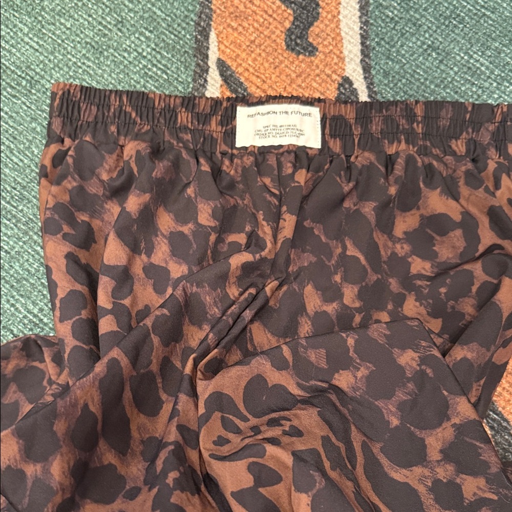 Leopard Print Pants - Picture 2 of 3